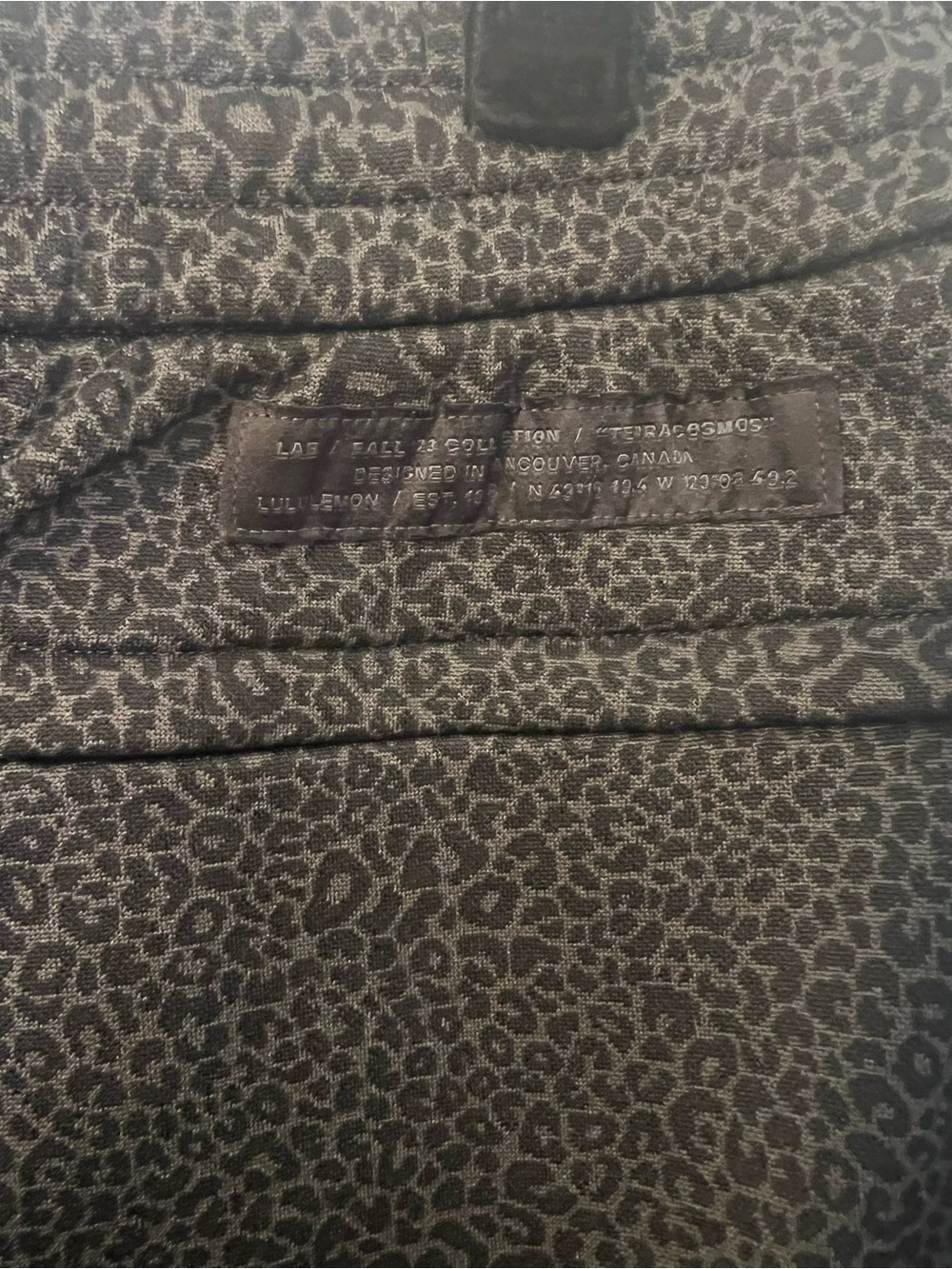 #392 Lululemon Lab Double-Knit Jacquard Jogger Men L Leopard Black - Picture 4 of 6